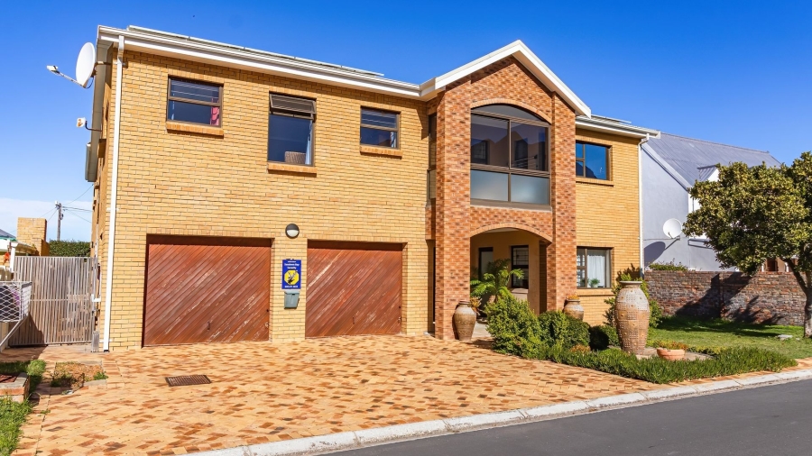 3 Bedroom Property for Sale in Kleinmond Western Cape